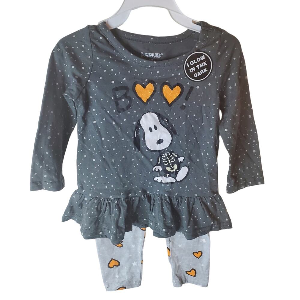 Peanuts Snoopy Two Piece Glow in the Dark Outfit, NWOT